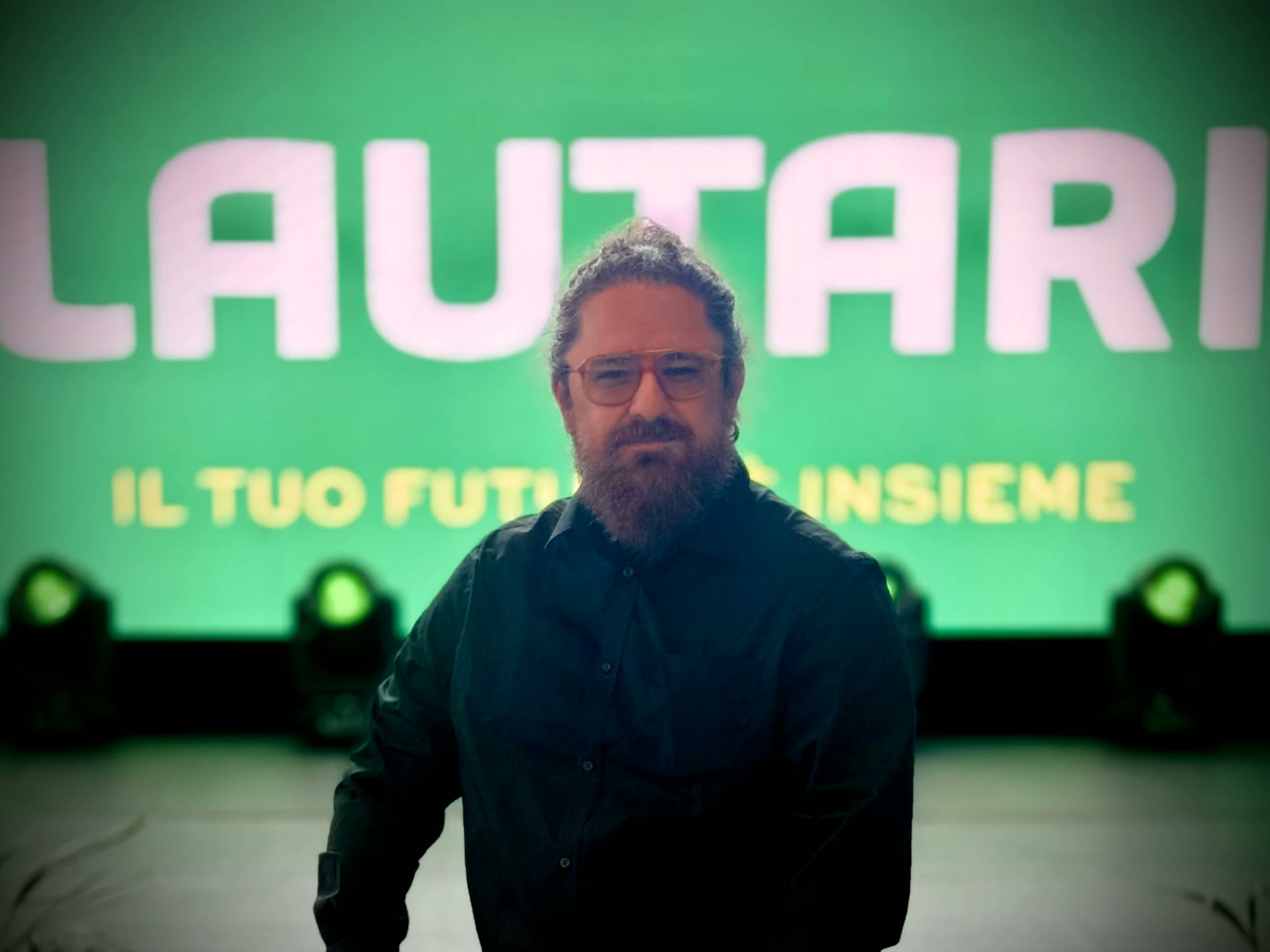 Il gruppo di Comunità Lautari in un momento di lavoro insieme.